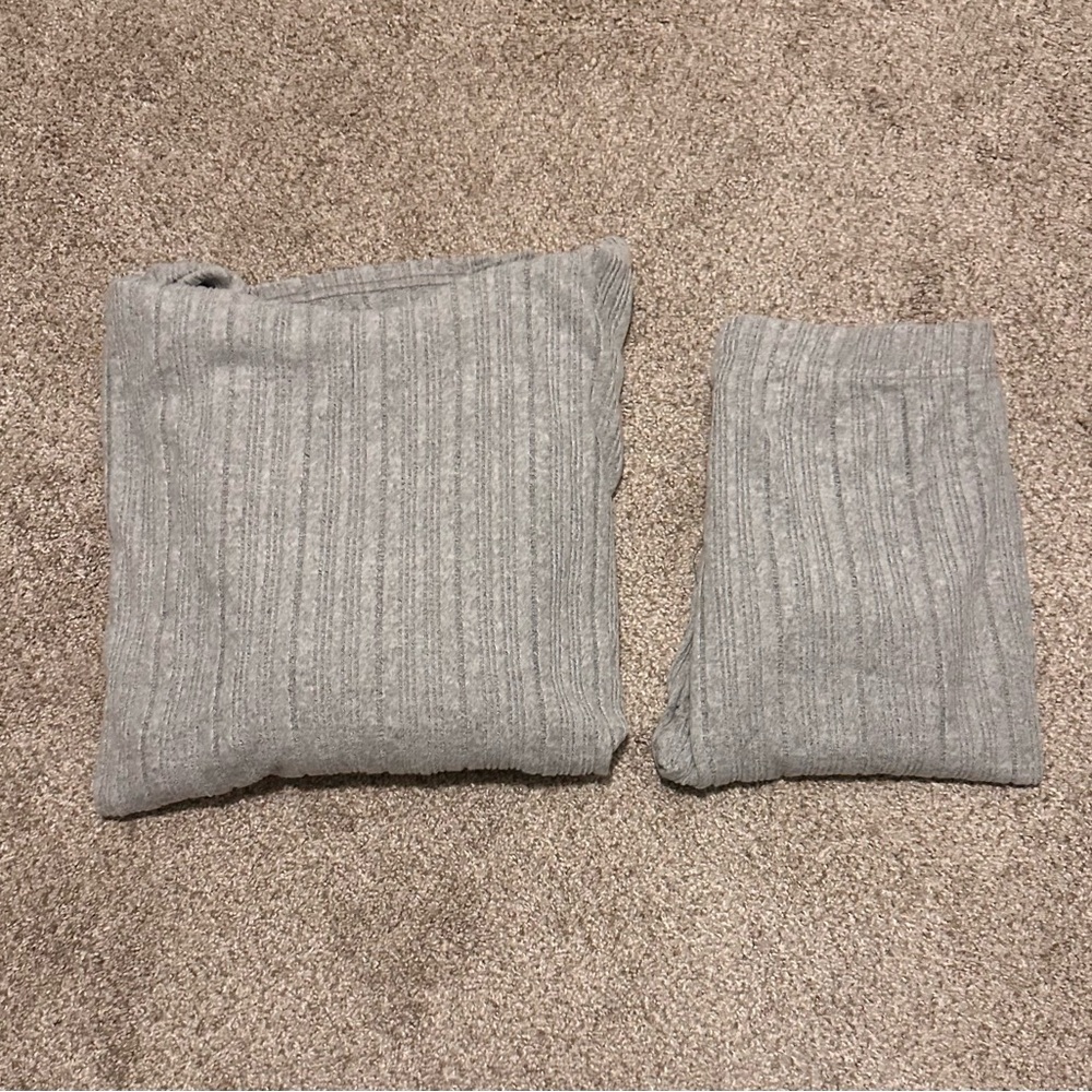 Gray Ribbed Knit Sweater and Pants Set